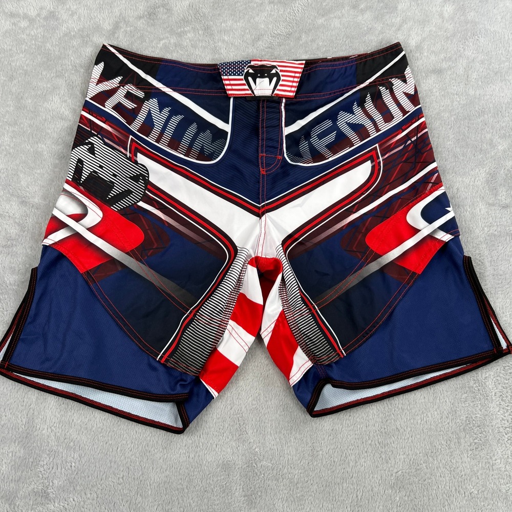 Venum USA Hero MMA Fight Shorts XL Red White Blue Patriotic American Flag Gym